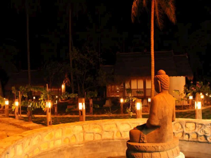Ary'S Lagoon Bungalow & Hotel Karimunjawa Εξωτερικό φωτογραφία