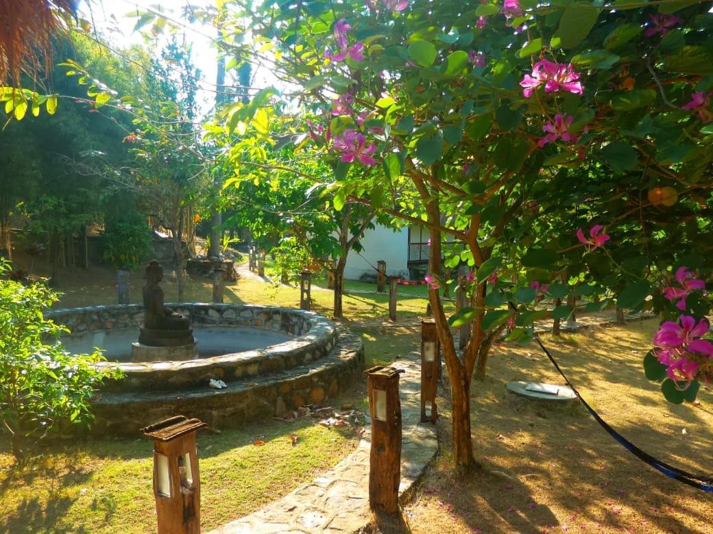 Ary'S Lagoon Bungalow & Hotel Karimunjawa Εξωτερικό φωτογραφία